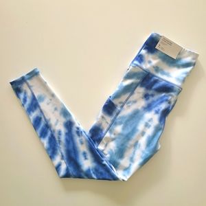 *NWT* AE Legging (M)
